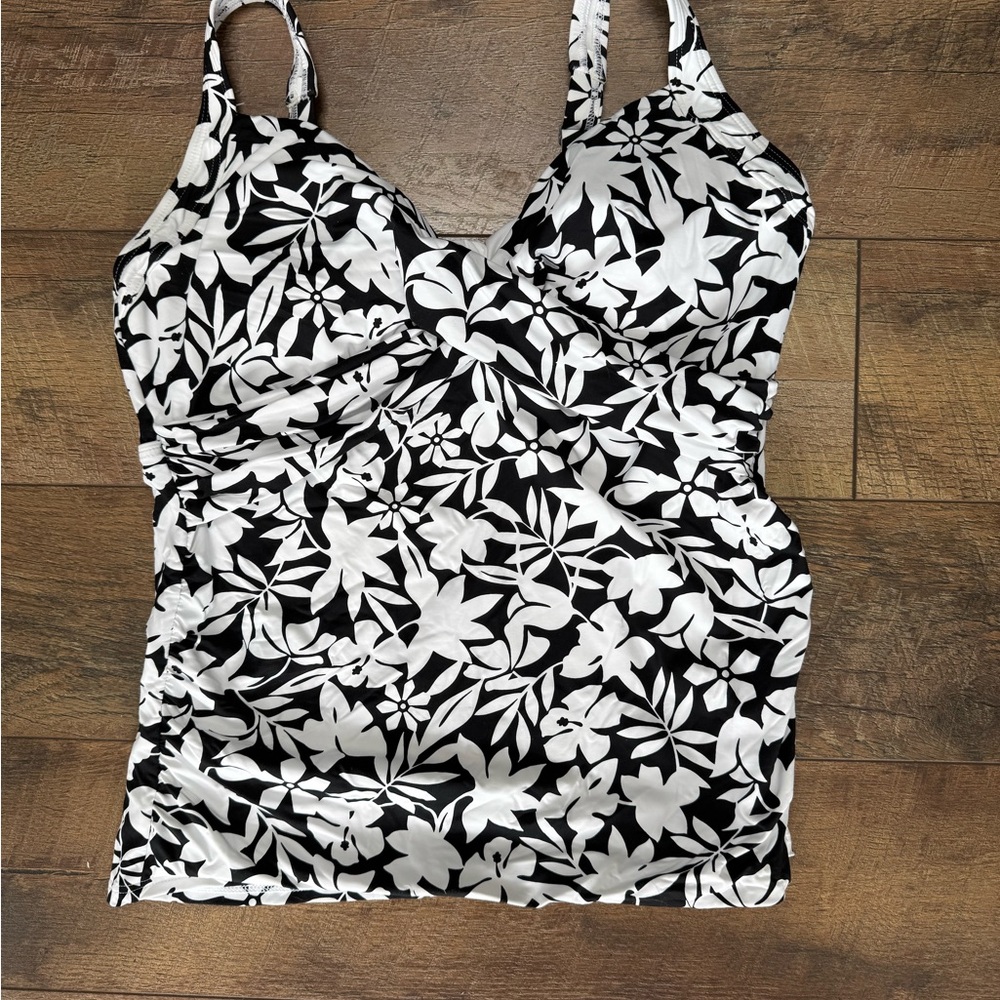 Lands' End Black and White Floral Camisole Swim Top with Adjustable Straps